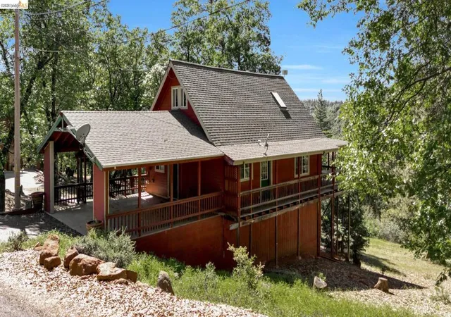 Photo 2 of Single family home for sale at 14799 Big Hl Rd, Sonora, CA 95370 | MLS# 41129701 | Listing updated on 2026-09-15