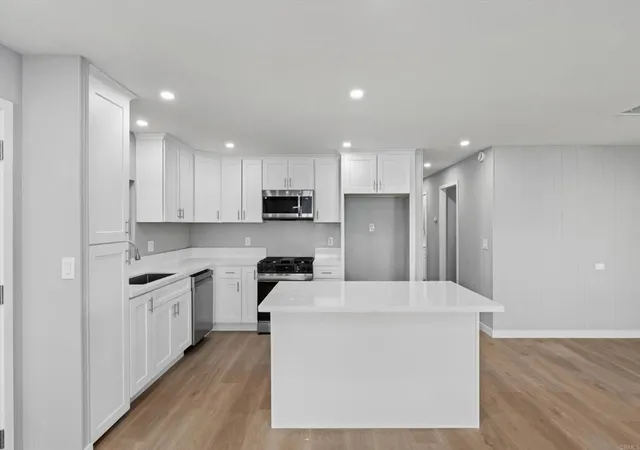 Photo 3 of Sale Pending at 718 Sycamore Ave #181, Vista, CA 92083 | MLS# NDP2604872 | Listing updated on 2026-09-14