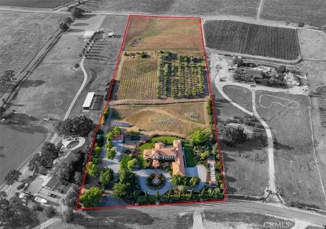 Photo 3 of Single family home for sale at 4960 Glenhill Ln, Paso Robles, CA 93446 | MLS# NS26103360 | Listing updated on 2026-09-15