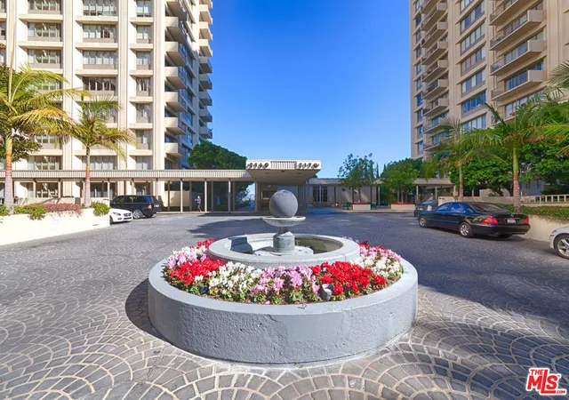 Photo 3 of Condo for sale at 2170 Century Park E #1804, Los Angeles, CA 90067 | MLS# 26836805 | Listing updated on 2026-09-14