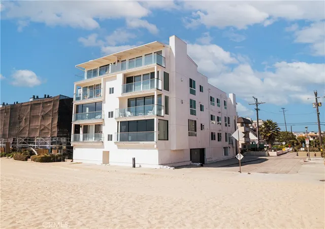 Photo 3 of Condo for sale at 1 Jib St #103, Marina Del Rey, CA 90292 | MLS# PW26110696 | Listing updated on 2026-10-05
