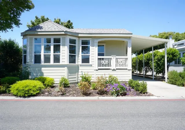 Manufactured home for sale at 1050 Borregas Ave #8, Sunnyvale, CA 94089 | MLS# ML82048215