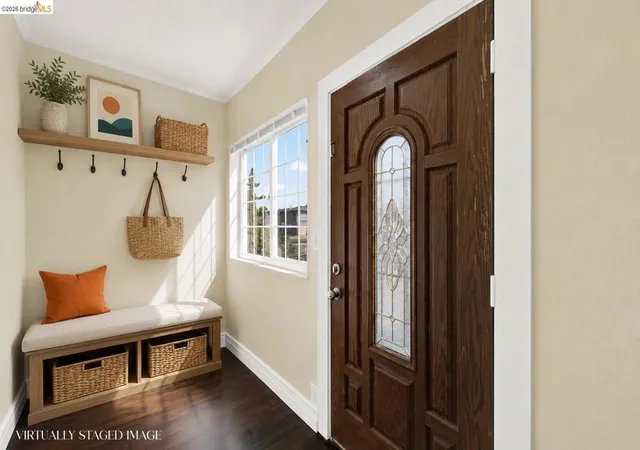 Photo 4 of Single family home for sale at 7317 Lockwood St, Oakland, CA 94621 | MLS# 41135727 | Listing updated on 2026-09-15