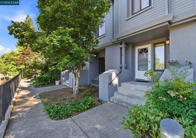 Photo 3 of Townhouse for sale at 1707 Geary Rd, Walnut Creek, CA 94597 | MLS# 41135862 | Listing updated on 2026-09-15