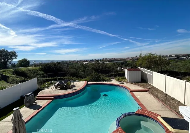 Photo 3 of Single family home for sale at 21095 Skylark Dr, Lake Forest, CA 92630 | MLS# PW26113908 | Listing updated on 2026-09-15