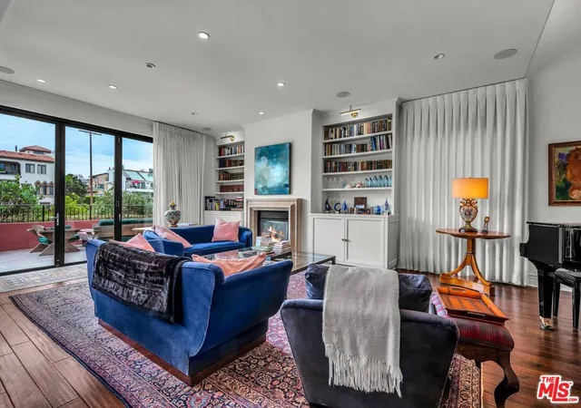 Photo 3 of Single family home for sale at 5205 Via Donte, Marina Del Rey, CA 90292 | MLS# 26838943 | Listing updated on 2026-09-14