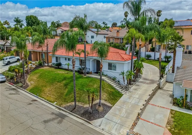 Photo 2 of Sale Pending at 22995 Pheasant, Canyon Lake, CA 92587 | MLS# SW26114932 | Listing updated on 2026-09-14