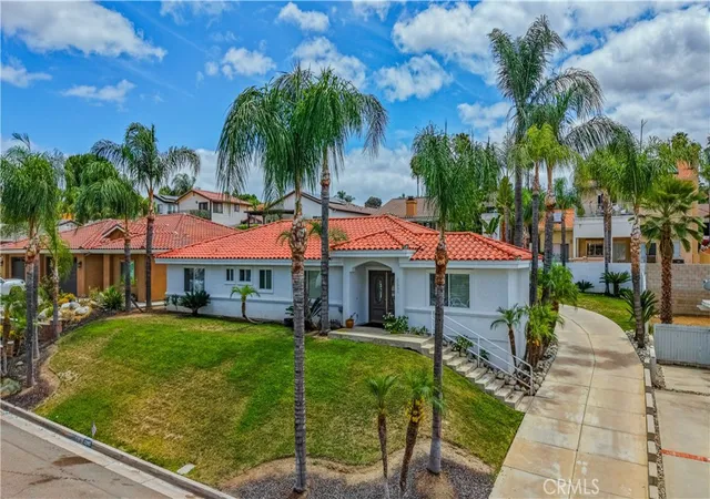 Photo 3 of Sale Pending at 22995 Pheasant, Canyon Lake, CA 92587 | MLS# SW26114932 | Listing updated on 2026-09-14
