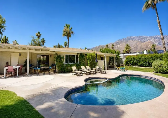 Photo 20 of Single family home for sale at 1318 E Via Escuela, Palm Springs, CA 92262 | MLS# 219148477DA | Listing updated on 2026-09-14