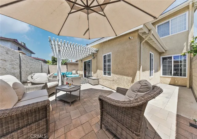 Photo 4 of Single family home for sale at 814 E Sandpoint Ct, Carson, CA 90746 | MLS# DW26116629 | Listing updated on 2026-10-04