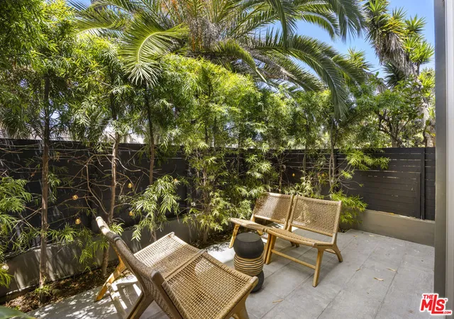 Photo 3 of Single family home for sale at 406 Grand Blvd, Venice, CA 90291 | MLS# 26830087 | Listing updated on 2026-09-16