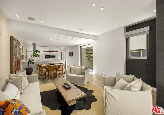 Photo 4 of Single family home for sale at 406 Grand Blvd, Venice, CA 90291 | MLS# 26830087 | Listing updated on 2026-09-16