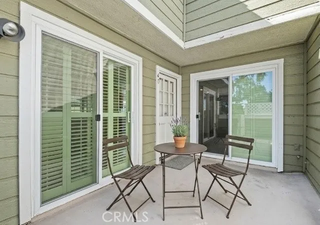 Photo 3 of Condo for sale at 40 Hollyhock, Aliso Viejo, CA 92656 | MLS# OC26112954 | Listing updated on 2026-09-15
