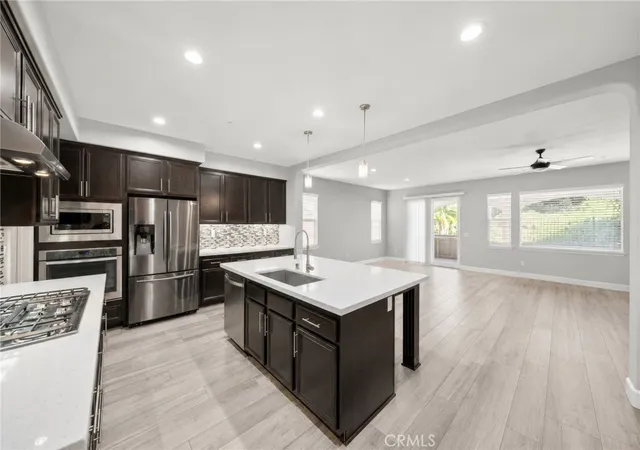 Photo 3 of Single family home for sale at 34421 Champoux Ct, Temecula, CA 92592 | MLS# SW26119117 | Listing updated on 2026-09-15