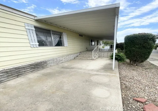 Photo 3 of Manufactured home for sale at 2230 Lake Park Dr #131, San Jacinto, CA 92583 | MLS# OC26119984 | Listing updated on 2026-09-15