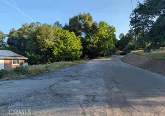 Photo 3 of Single family home for sale at 40700 Rd 425a, Oakhurst, CA 93644 | MLS# IV26120060 | Listing updated on 2026-09-15