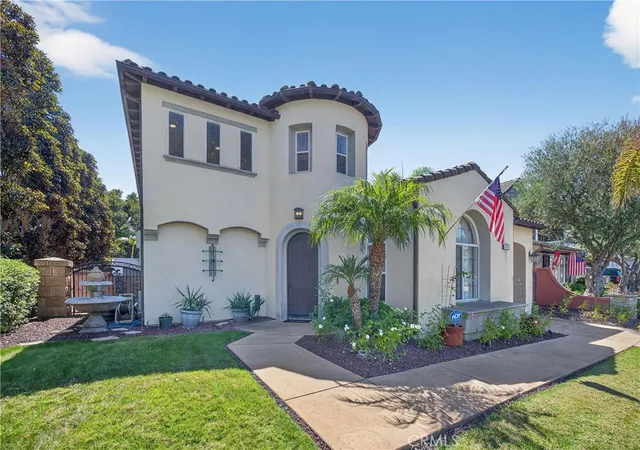 Photo 4 of Single family home for sale at 100 Via Monte Picayo, San Clemente, CA 92673 | MLS# PW26120239 | Listing updated on 2026-10-07