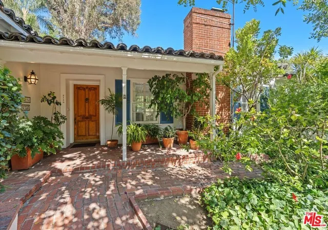 Photo 2 of Single family home for sale at 2736 Outpost Dr, Los Angeles, CA 90068 | MLS# 26842259 | Listing updated on 2026-09-15