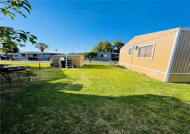 Photo 3 of Sale Pending at 17400 Valley Blvd #95, Fontana, CA 92335 | MLS# IG26121220 | Listing updated on 2026-09-14