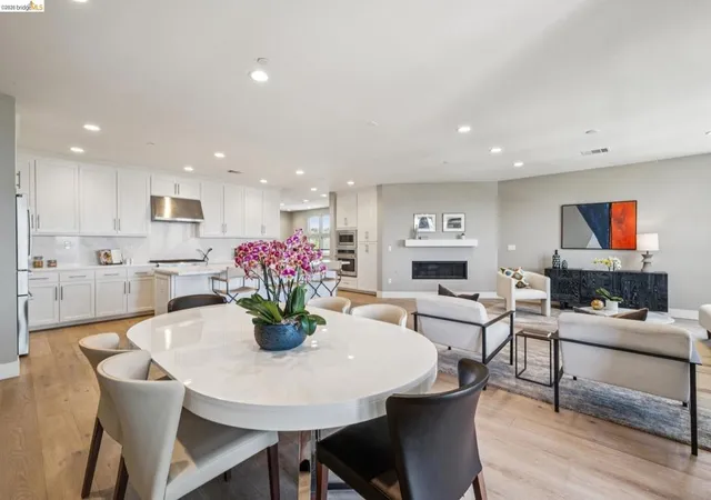 Photo 3 of Sale Pending at 16 Sea Star Ct, Richmond, CA 94801 | MLS# 41137316 | Listing updated on 2026-09-15
