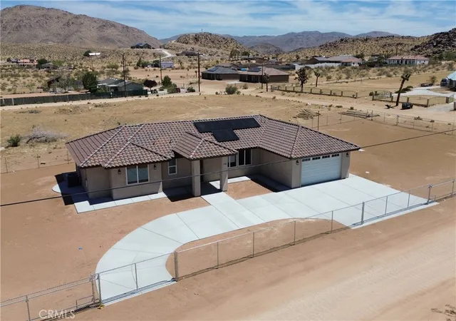 Photo 2 of Single family home for sale at 24980 Flint Rd, Apple Valley, CA 92307 | MLS# HD26121752 | Listing updated on 2026-09-15