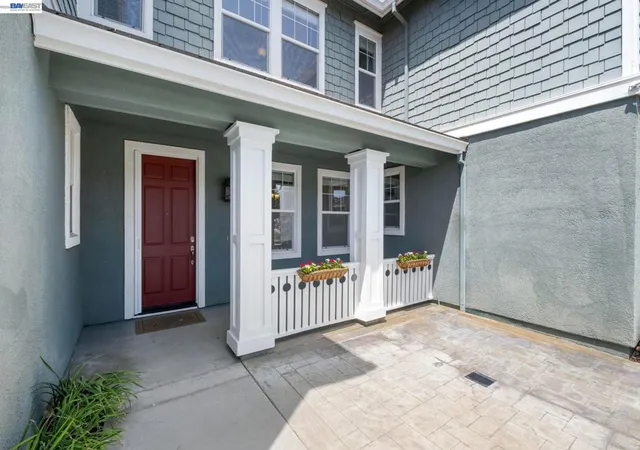 Photo 3 of Sale Pending at 6217 Crystal Springs Cir, Discovery Bay, CA 94505 | MLS# 41137403 | Listing updated on 2026-09-15