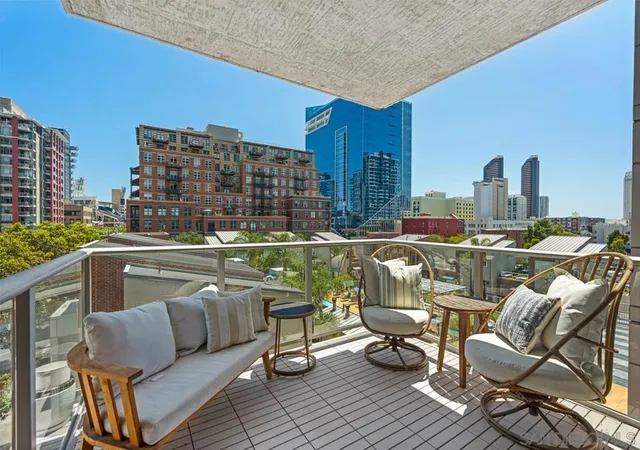 Photo 2 of Sale Pending at 800 The Mark Ln #406, San Diego, CA 92101 | MLS# 260013802SD | Listing updated on 2026-09-15