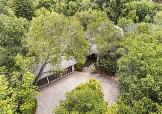 Photo 3 of Single family home for sale at 61 Oak Hvn Way, Woodside, CA 94062 | MLS# ML82050181 | Listing updated on 2026-09-15