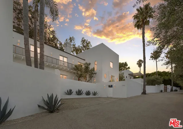 Photo 3 of Mansion for sale at 27405 Pacific Coast Hwy, Malibu, CA 90265 | MLS# 26844693 | Listing updated on 2026-09-14