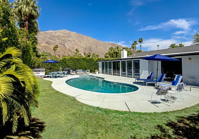 Single family home for sale at 263 E Morongo Rd, Palm Springs, CA 92264 | MLS# 219148933PS