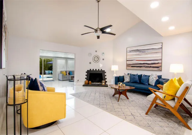 Photo 3 of Single family home for sale at 263 E Morongo Rd, Palm Springs, CA 92264 | MLS# 219148933PS | Listing updated on 2026-09-15