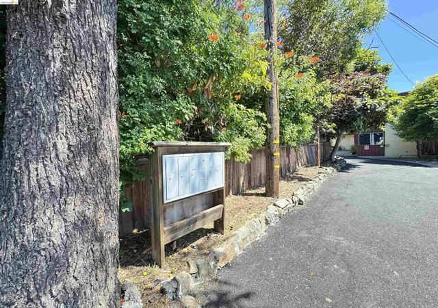 Photo 4 of Multi family home for sale at 3812 Whittle Ave, Oakland, CA 94602 | MLS# 41137615 | Listing updated on 2026-09-14