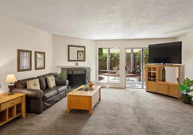 Photo 4 of Townhouse for sale at 103 Mission Dr, East Palo Alto, CA 94303 | MLS# ML82050238 | Listing updated on 2026-09-14
