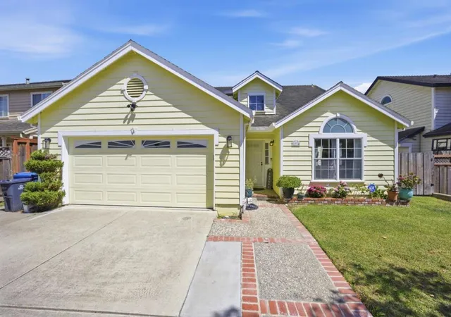 Photo 1 of Single family home for sale at 1774 Declaration St, Salinas, CA 93906 | MLS# ML82050247 | Listing updated on 2026-09-15