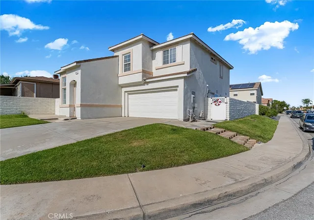 Photo 2 of Sale Pending at 16938 Fern, Fontana, CA 92336 | MLS# CV26122147 | Listing updated on 2026-09-15