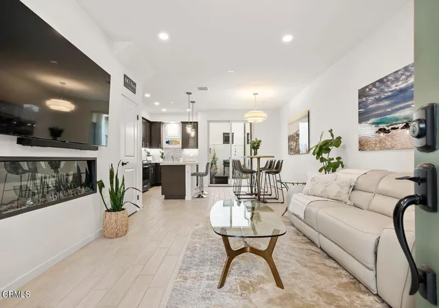 Photo 1 of Townhouse for sale at 1536 E Thompson Blvd, Ventura, CA 93001 | MLS# V1-36938 | Listing updated on 2026-09-15