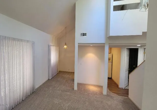 Listing Photo 5 - Condo for sale in building located at 202 N Carillo Rd, Ojai, CA 93023 - Unit #A