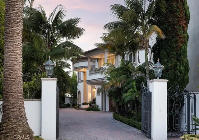 Single family home for sale at 71 Ritz Cvs, Dana Point, CA 92629 | MLS# OC26126569
