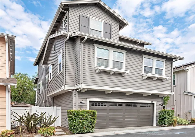 Condo for sale at 27 Rinehart, Ladera Ranch, CA 92694 | MLS# OC26128259