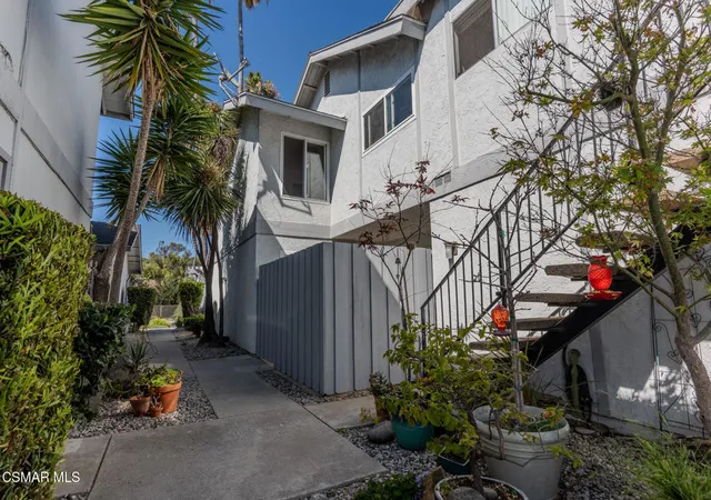 Photo 1 of Sale Pending at 2511 E Harbor Blvd #1, Ventura, CA 93001 | MLS# 226002775 | Listing updated on 2026-09-14