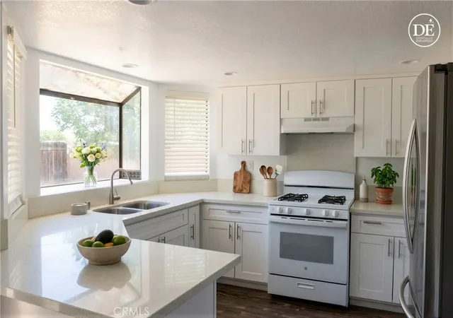 Photo 4 of Single family home for sale at 43600 Santa Rosa Cir, Lancaster, CA 93535 | MLS# PF26127980 | Listing updated on 2026-09-15