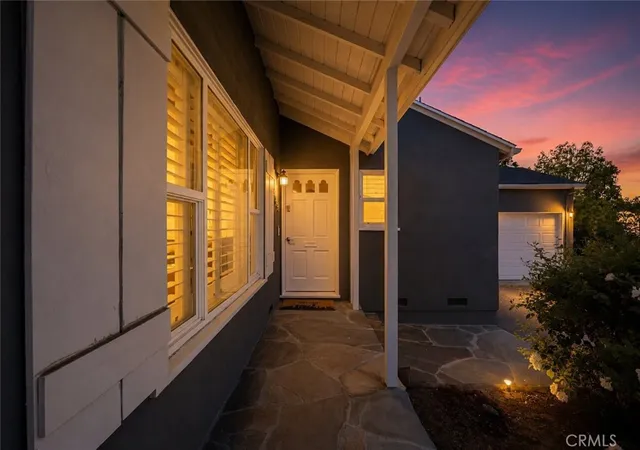 Photo 3 of Single family home for sale at 6458 Hanna, Woodland Hills, CA 91303 | MLS# SR26130019 | Listing updated on 2026-09-15