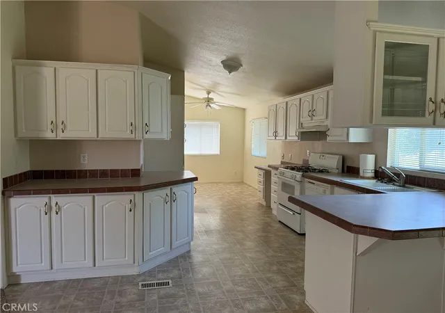Photo 4 of Manufactured home for sale at 22576 Finnell Ave, Corning, CA 96021 | MLS# SN26131346 | Listing updated on 2026-09-15