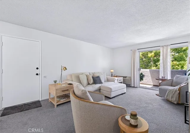 Listing Photo 4 - Condo for sale in building located at 2257 Via Puerta, Laguna Woods, CA 92637 - Unit #P