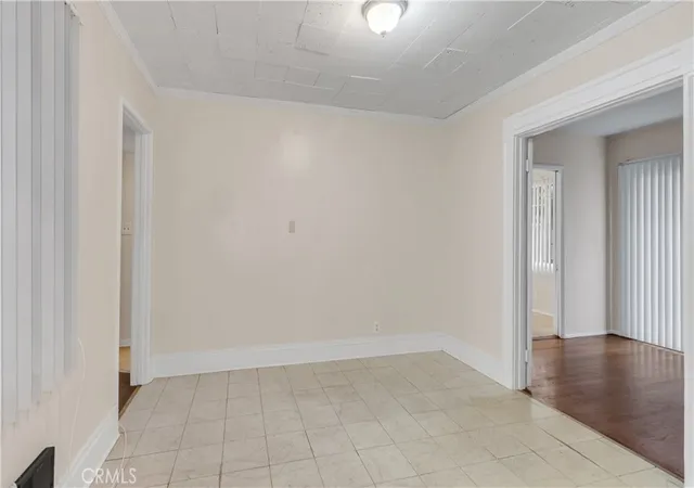 Photo 3 of Single family home for sale at 154 S Lima St, Sierra Madre, CA 91024 | MLS# AR26130229 | Listing updated on 2026-09-29
