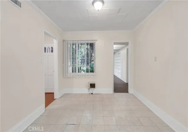 Photo 3 of Single family home for sale at 154 S Lima St, Sierra Madre, CA 91024 | MLS# AR26130229 | Listing updated on 2026-09-29