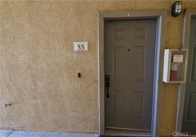 Listing Photo 4 - Condo for sale in building located at 375 Central, Riverside, CA 92507 - Unit #55
