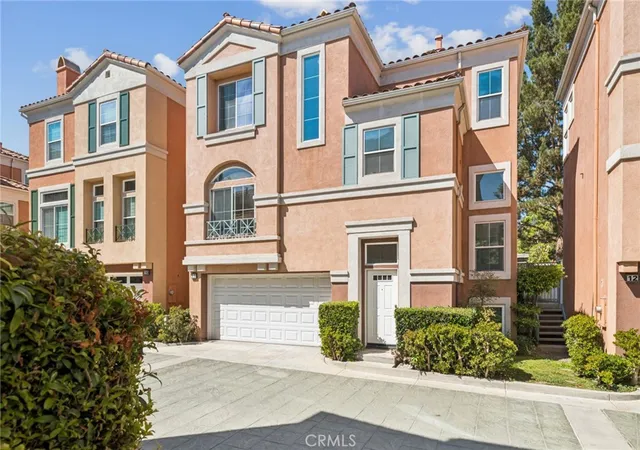Condo for sale at 11 Medici Aisle, Irvine, CA 92606 | MLS# OC26133034