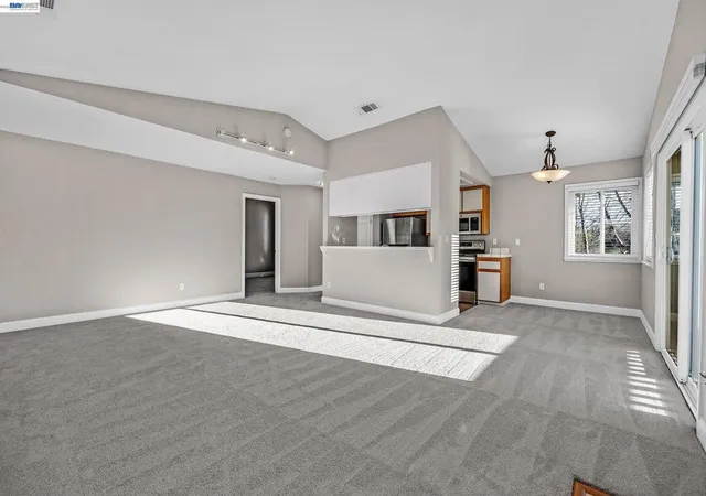 Photo 2 of Sale Pending at 3769 Crow Cyn Rd, San Ramon, CA 94582 | MLS# 41138738 | Listing updated on 2026-10-03