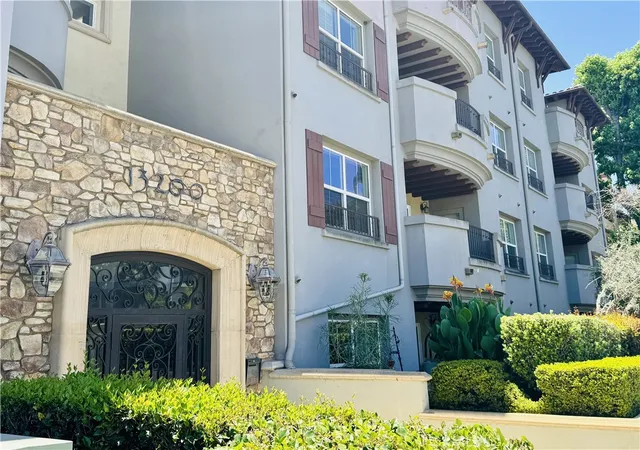 Photo 2 of Condo for sale at 13200 Moorpark #203, Sherman Oaks, CA 91423 | MLS# SR26133467 | Listing updated on 2026-10-04